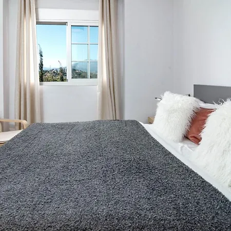 Casa Banus Ii By Roomservices Go12 * Marbella